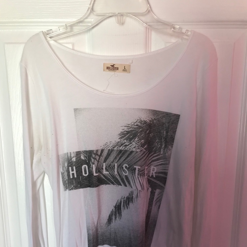 HOLLISTER white long sleeve Tee